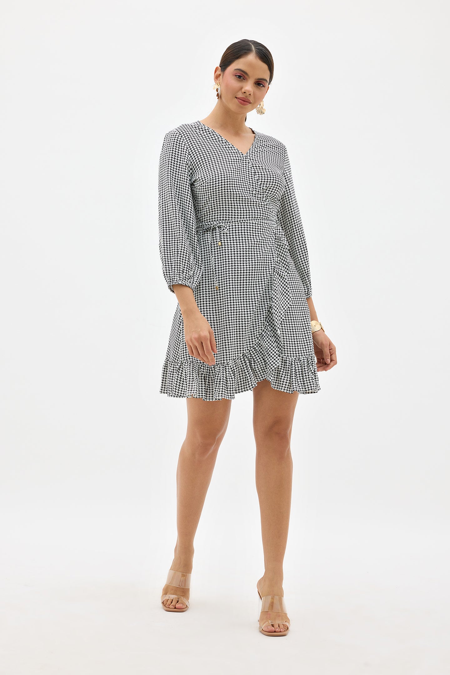 Kenza|Breathable v-neck dress with blouson sleeves