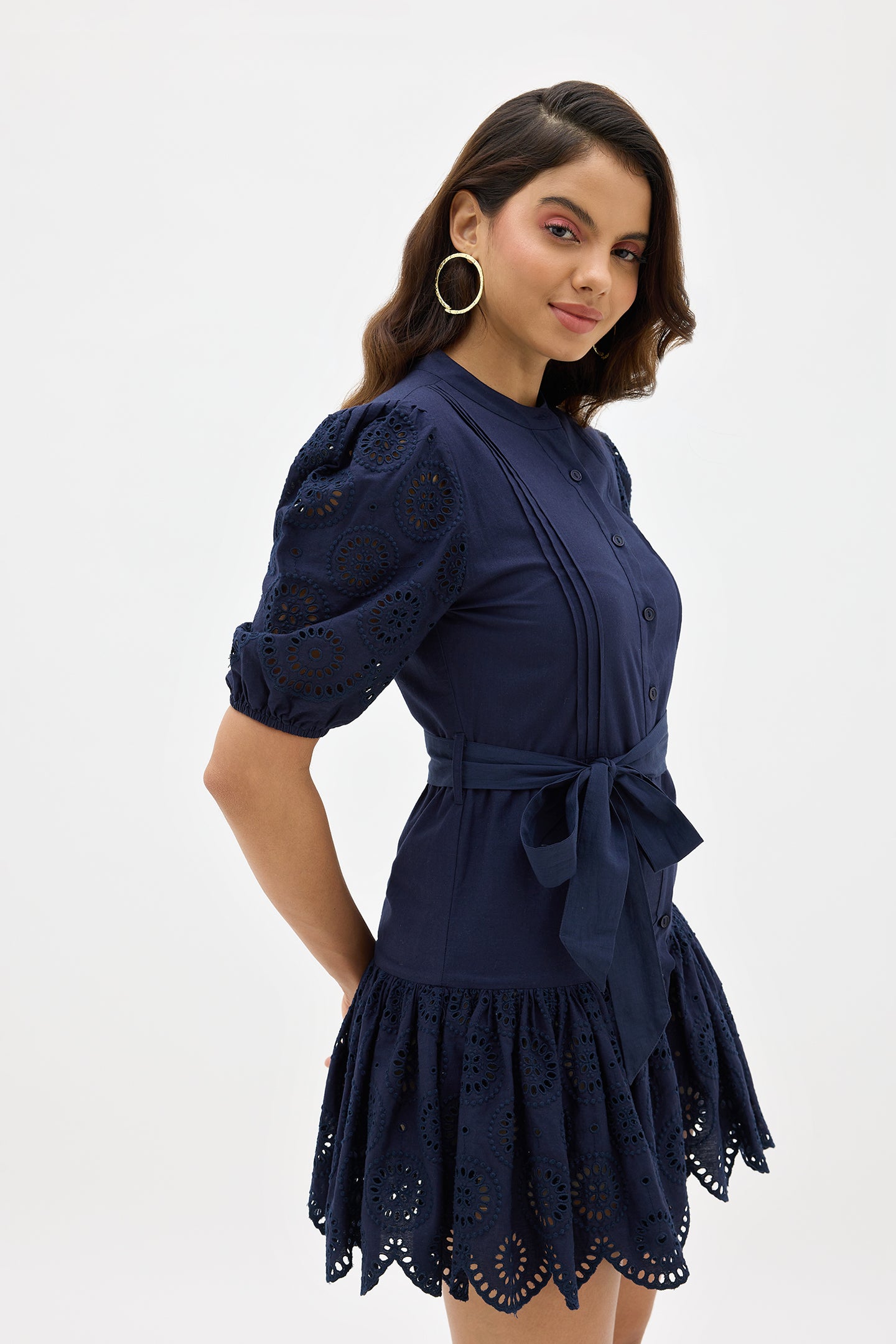 Nivi|Soft cotton schiffli dress with puff sleeves